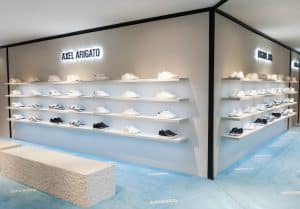 Agence retail design visual merchandising fabrication installation corner AXEL ARIGATO