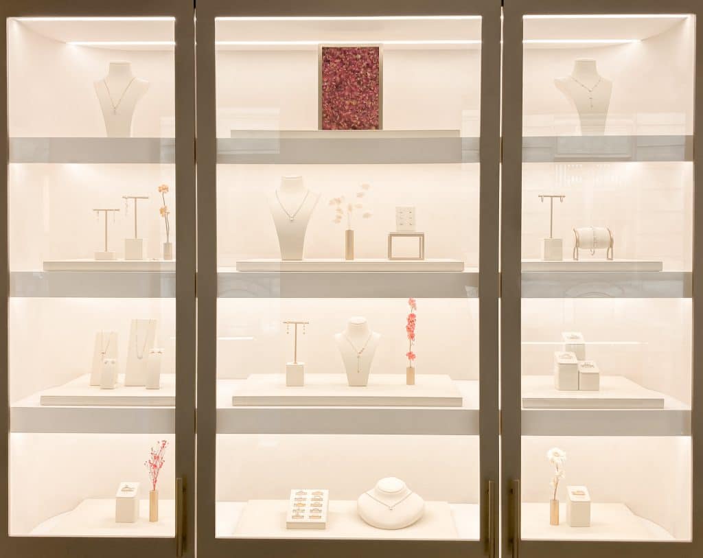 Agence retail design Saïnko concept boutique concept store flagship bijouterie architecture commerciale Sacet Paris