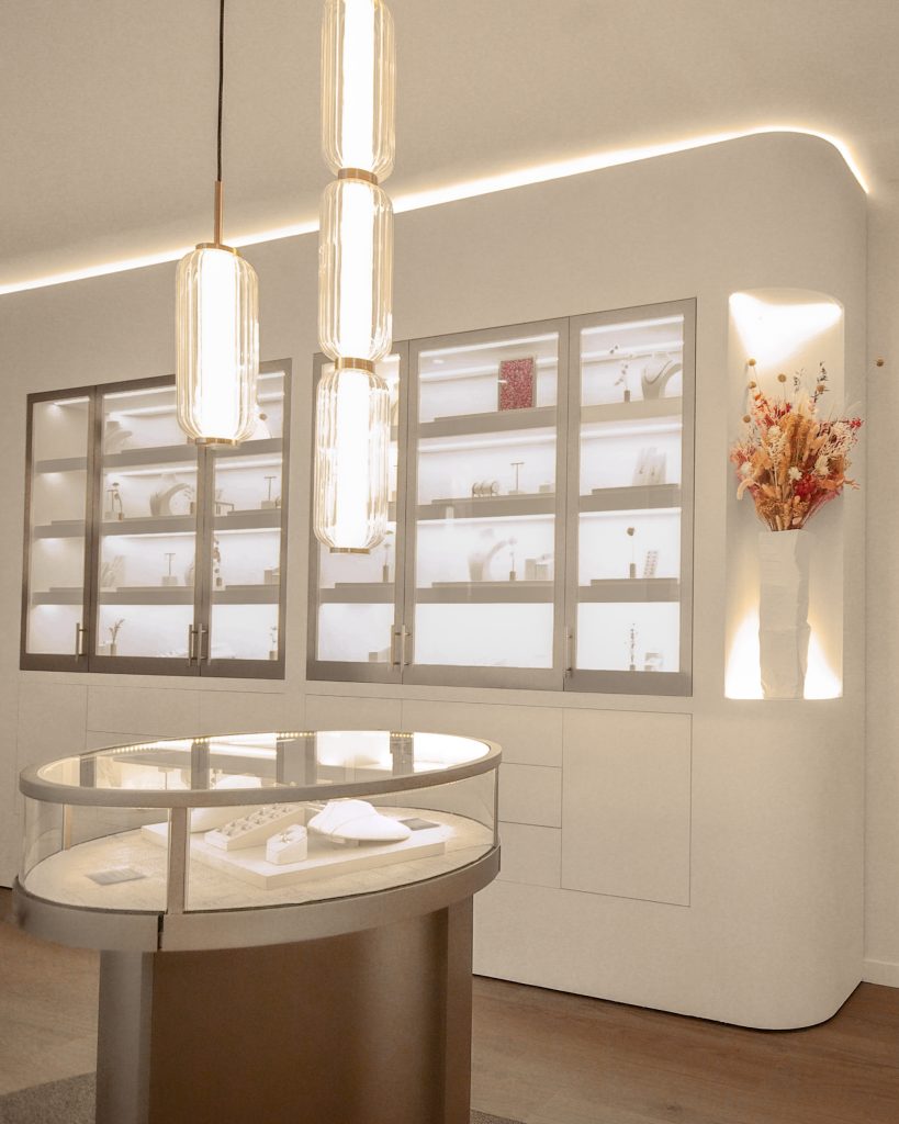 Agence retail design Saïnko concept boutique concept store flagship bijouterie architecture commerciale Sacet Paris
