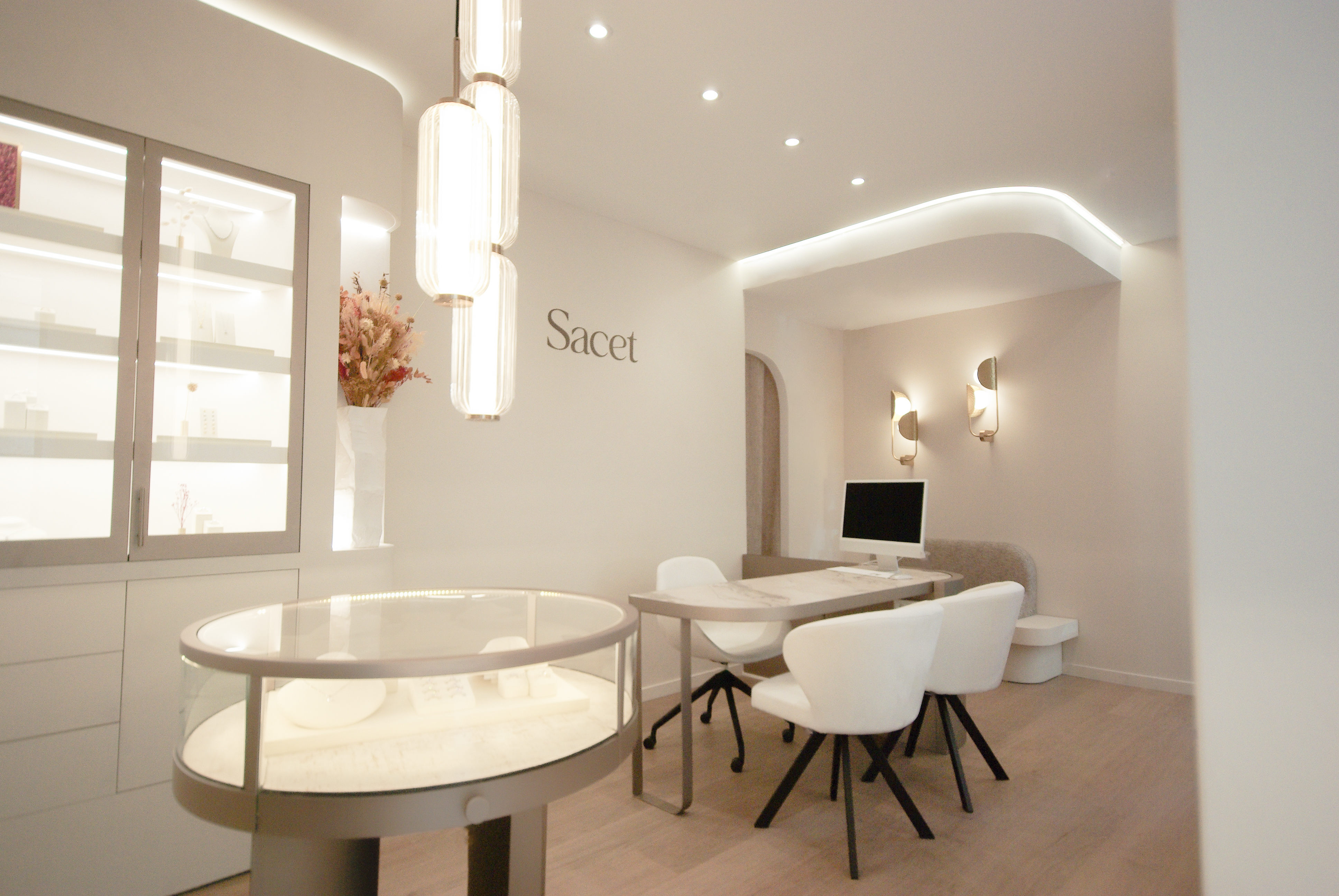 Agence retail design Saïnko concept boutique concept store flagship bijouterie architecture commerciale Sacet Paris